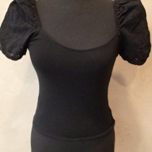 Yvlette Shirt Size Small